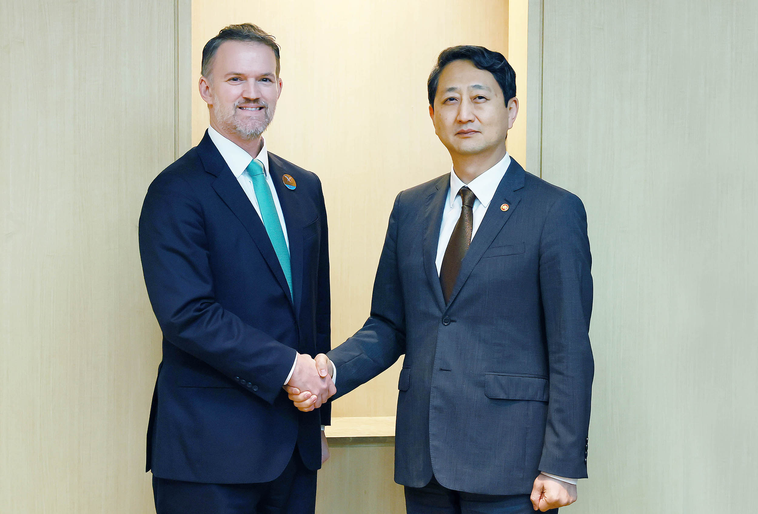 Minister Ahn meets U.S. Trade Representative
