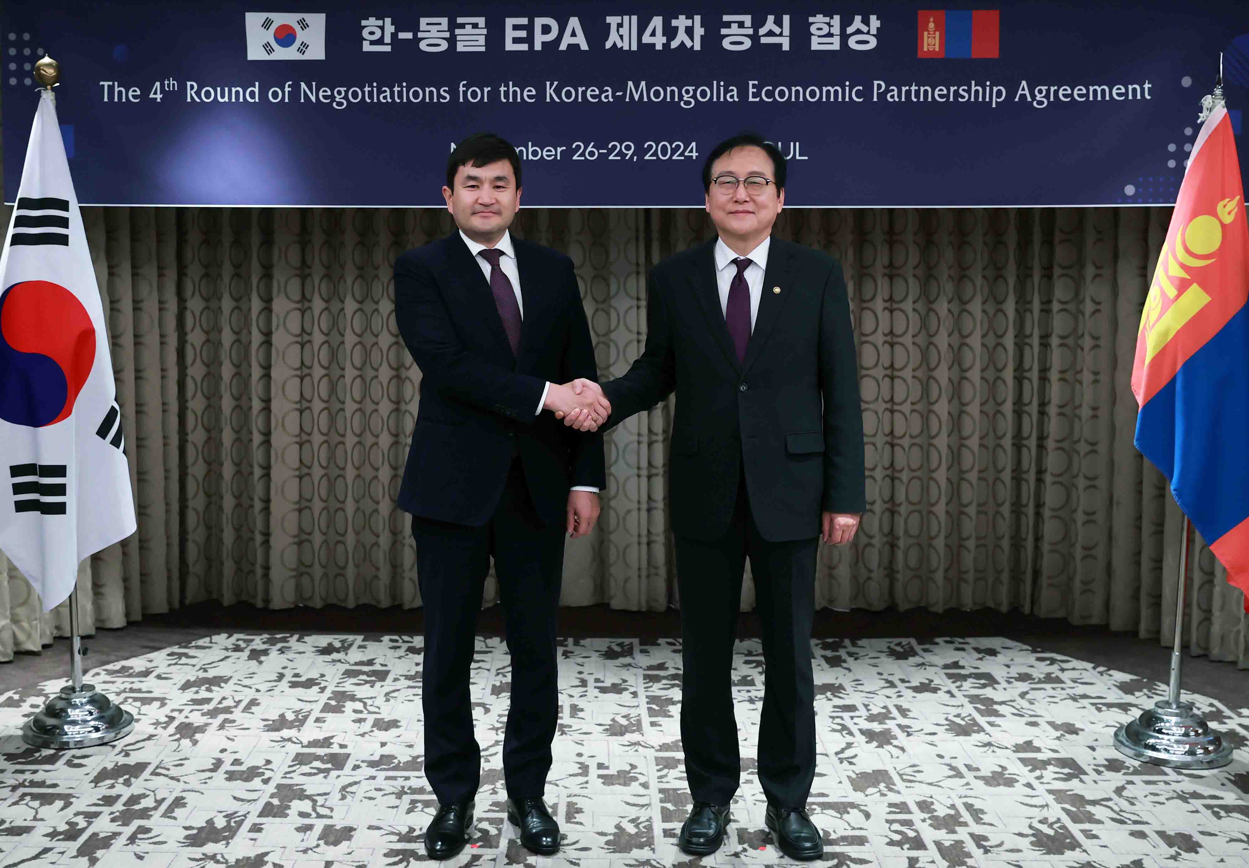 Trade Minister meets State Secretary of Mongolia’s Ministry of Economy and Development