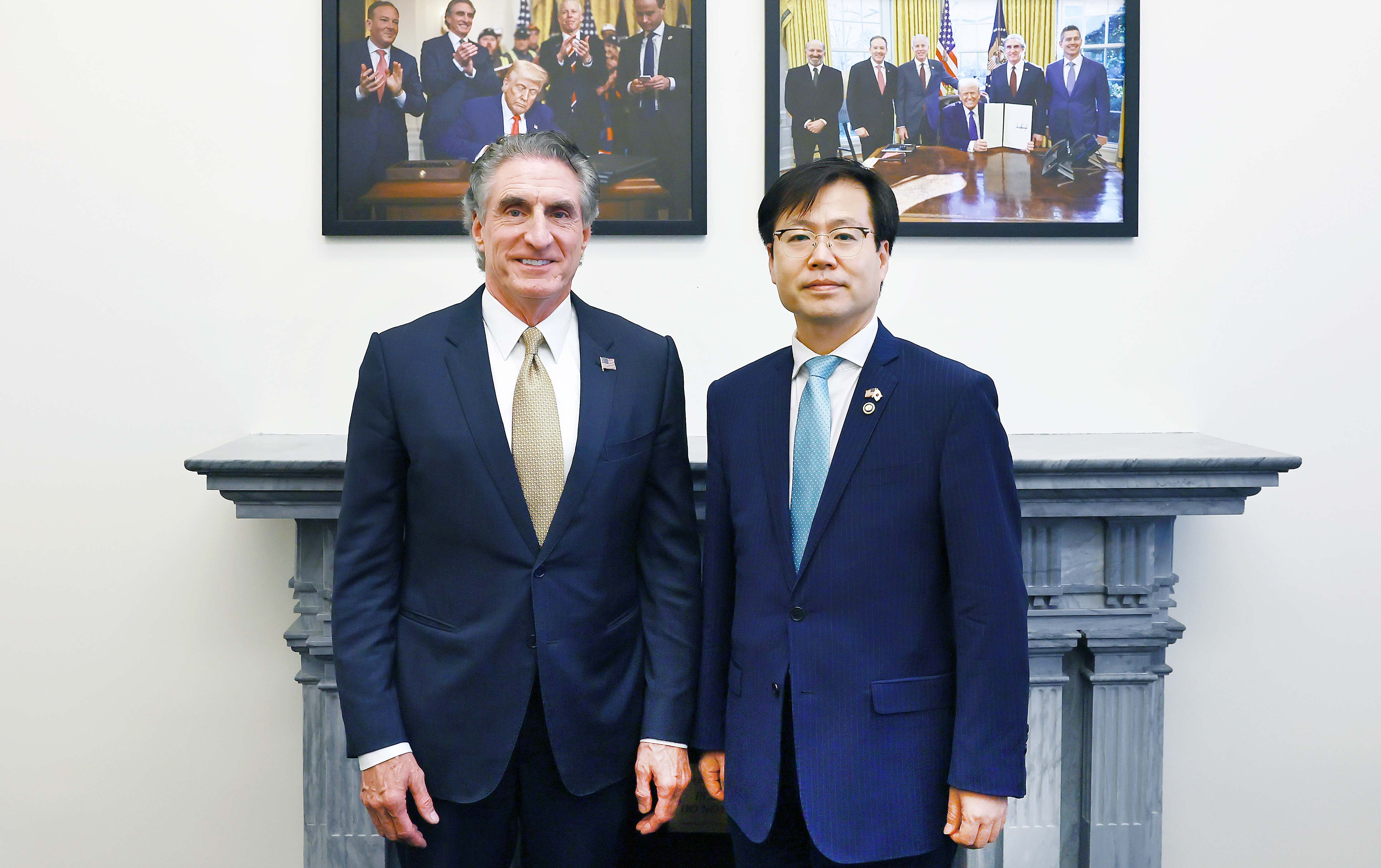 Trade Minister meets U.S. Interior Secretary Doug Burgum