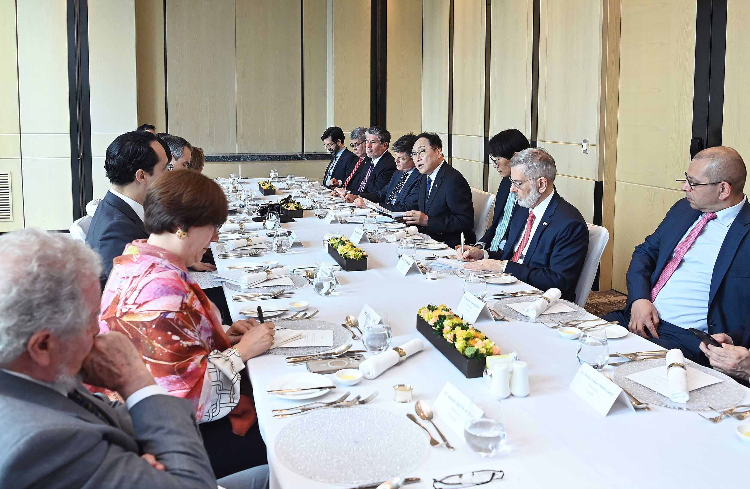 Trade Minister holds conference with Latin America’s ambassadors to Korea