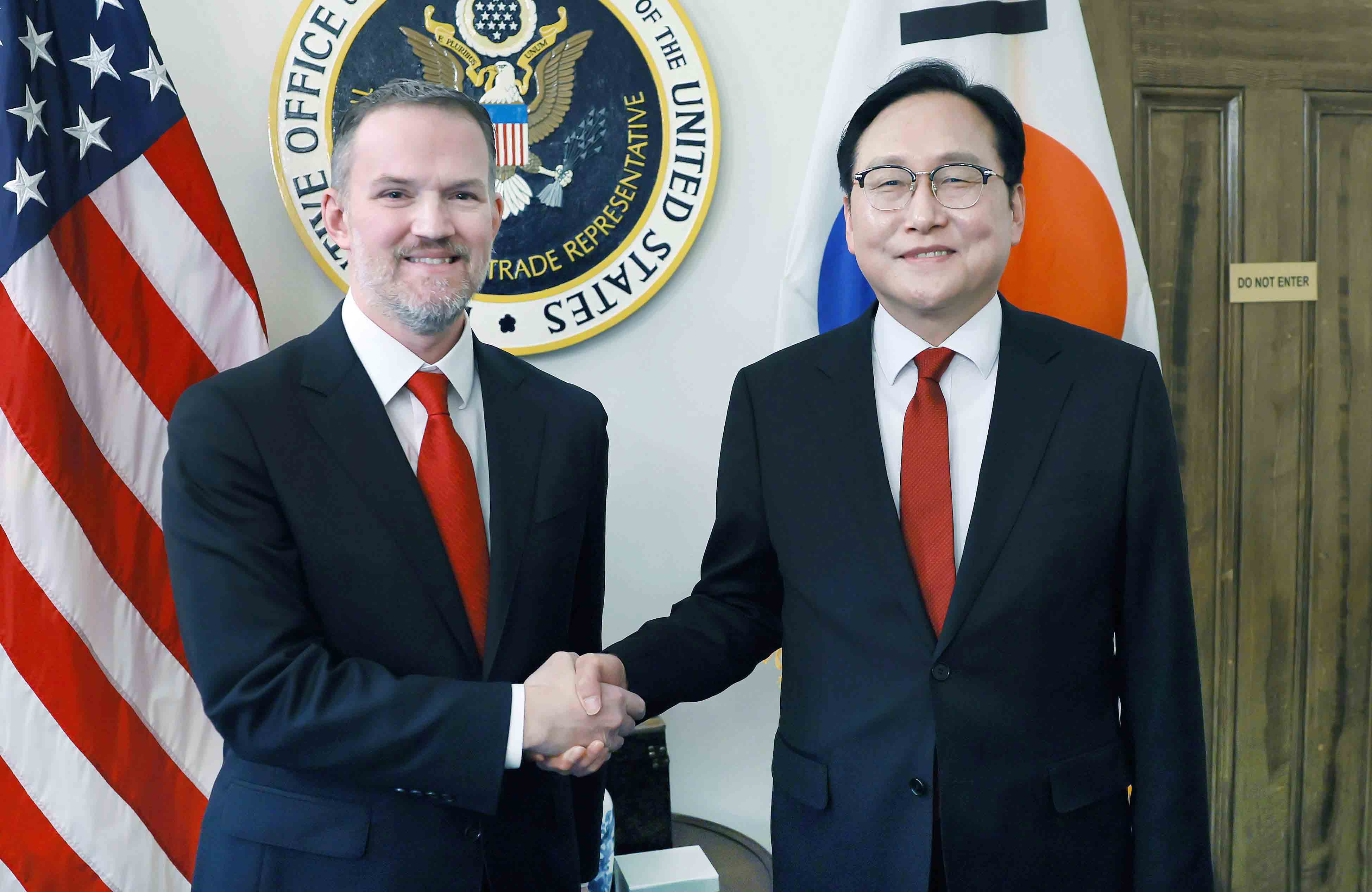 Trade Minister Cheong meets U.S. Trade Representative