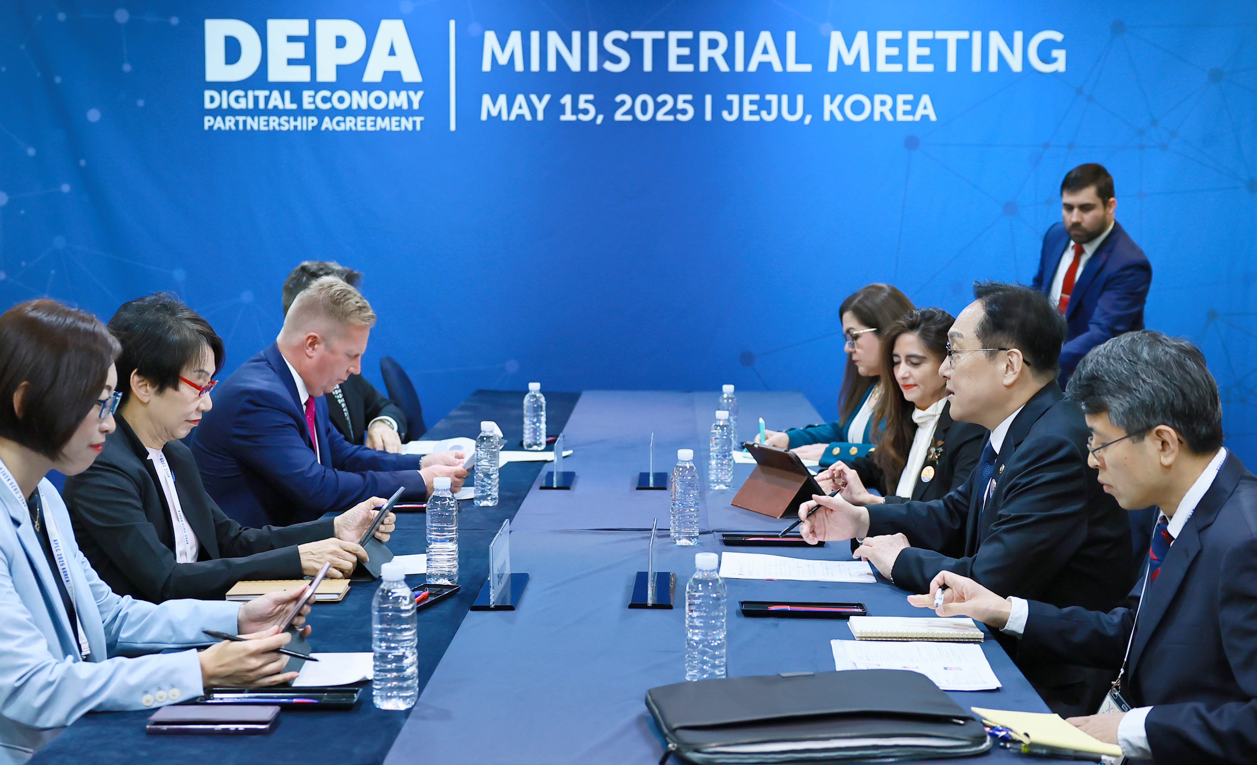 Trade Minister attends DEPA Ministerial Meeting