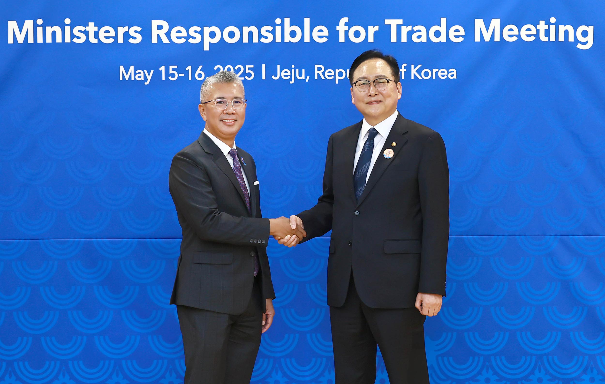 Trade Minister meets Malaysia’s Minister of Investment, Trade, and Industry
