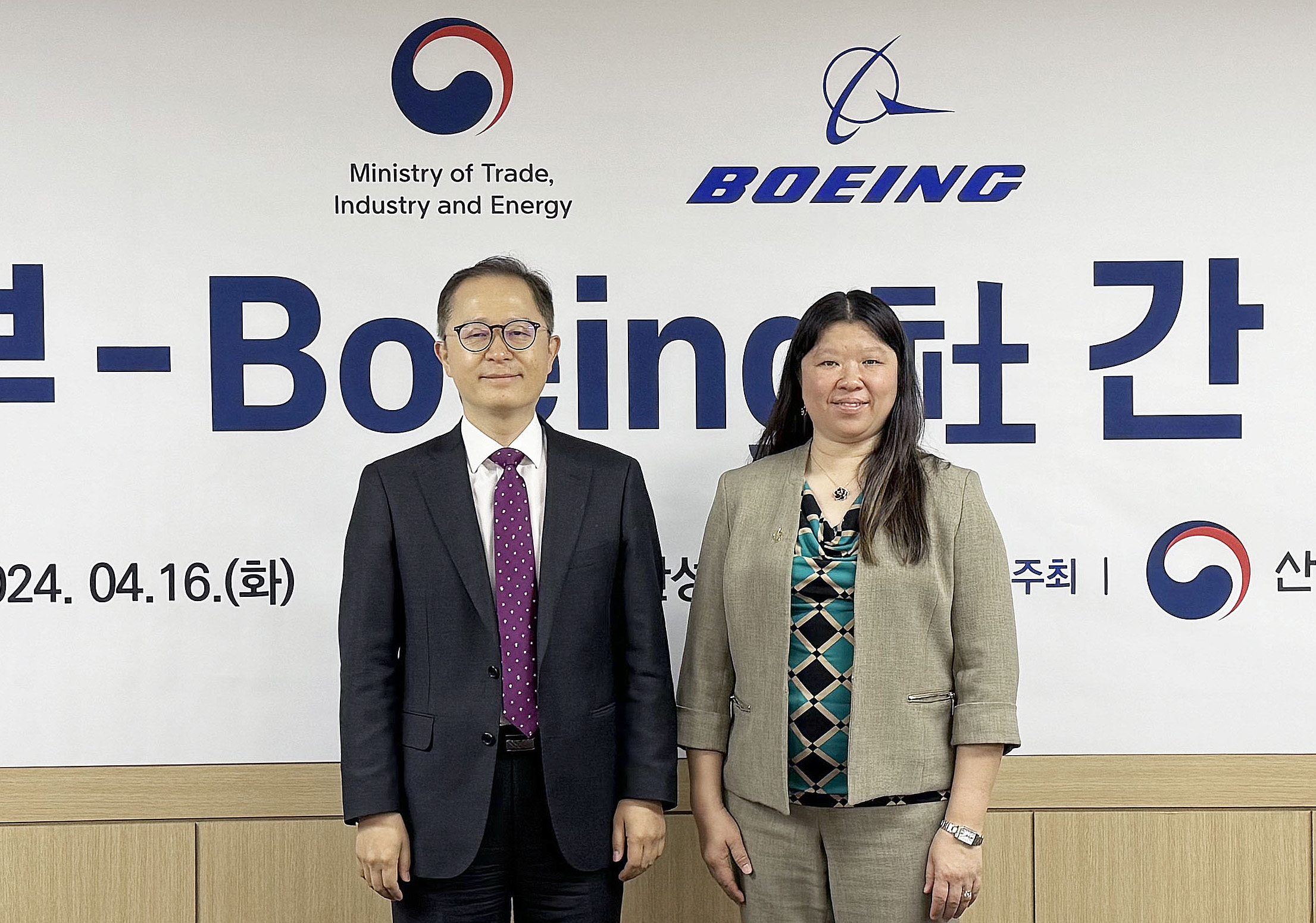 MOTIE and Boeing discuss aerospace and defense cooperation