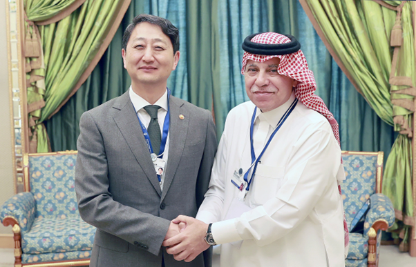 Minister meets Saudi Commerce Minister _1