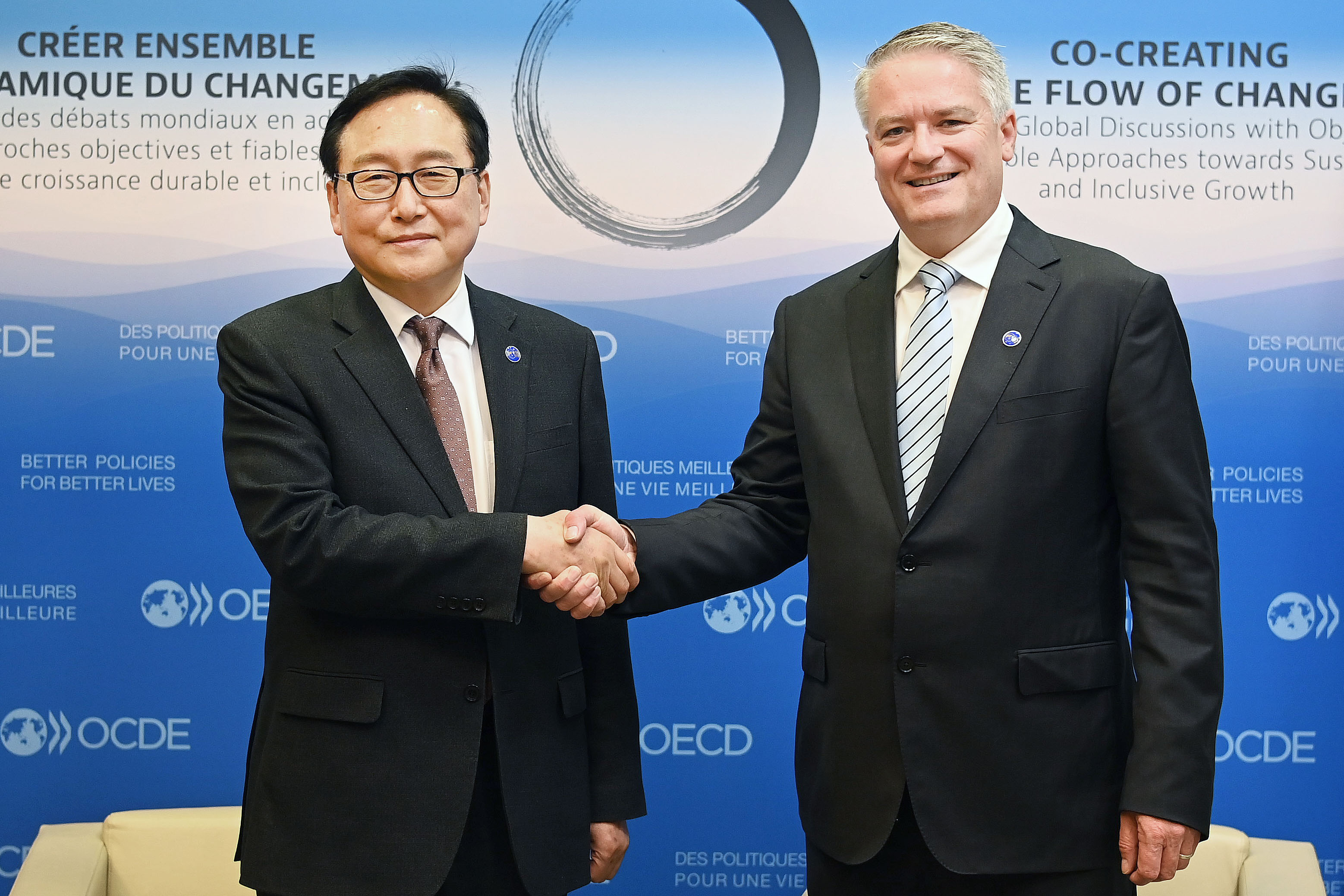 Trade Minister meets OECD Secretary-General_1