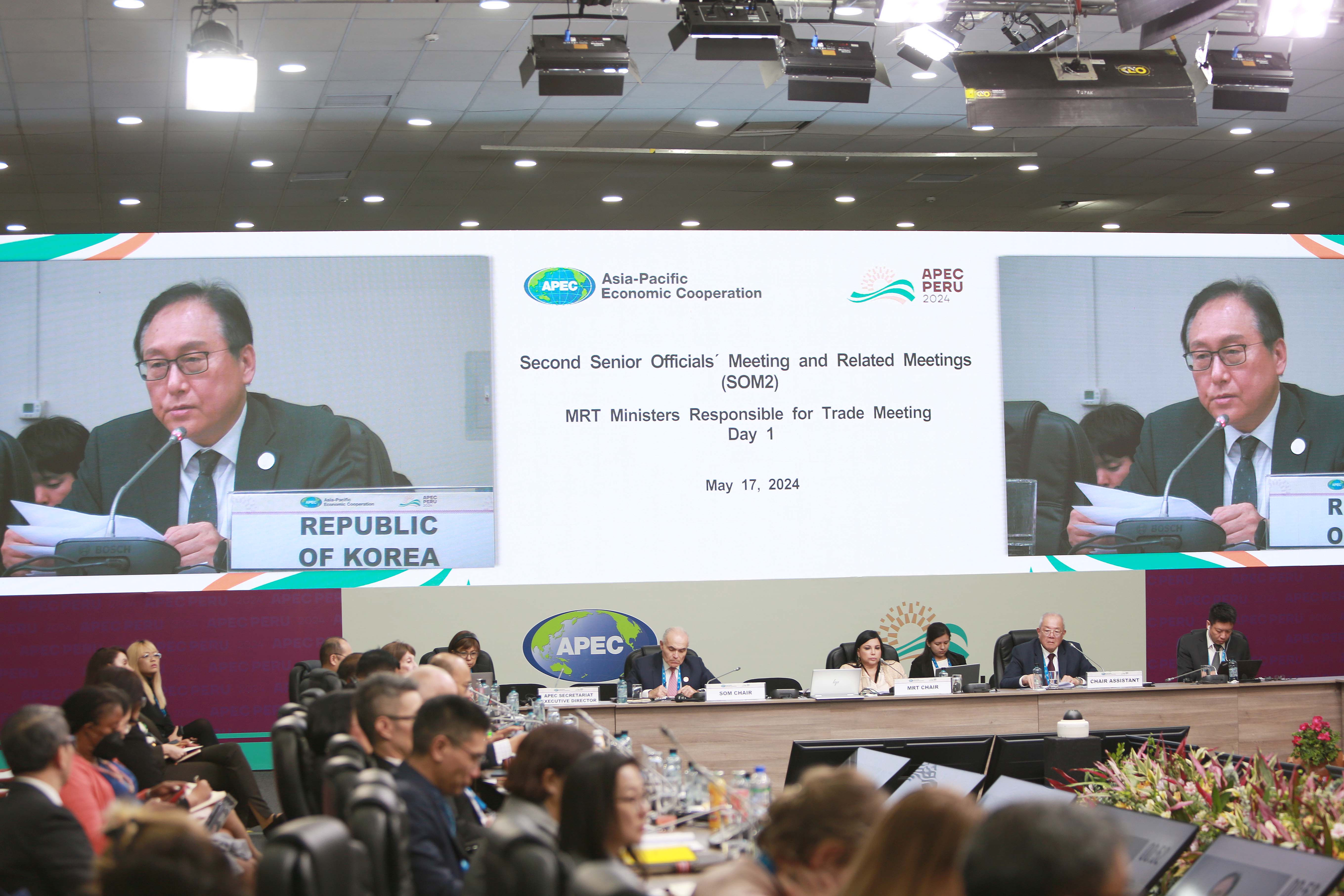 Trade Minister attends  Ministers Responsible for Trade APEC Meeting 