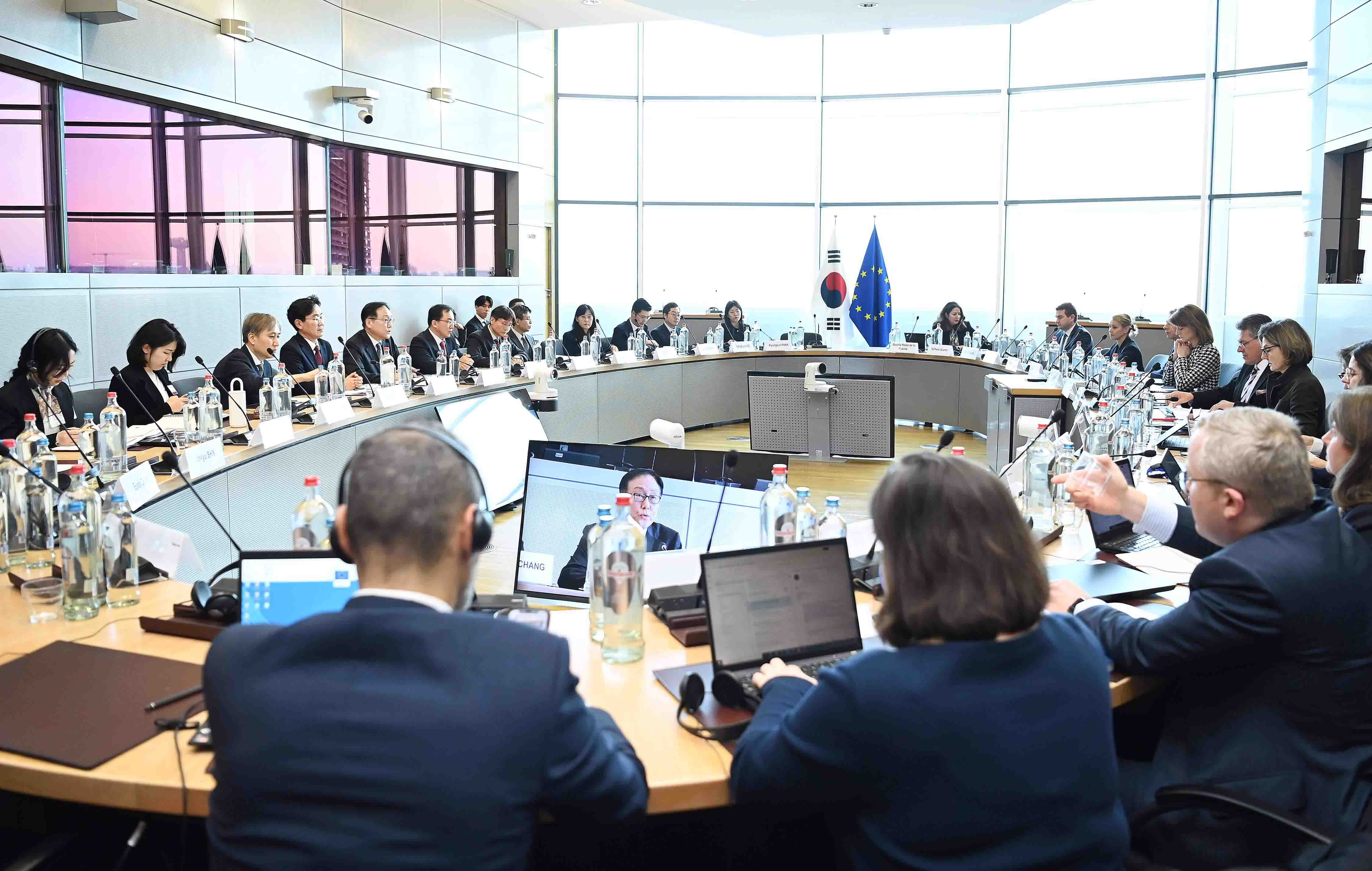 Trade Minister attends 12th Korea-EU FTA Trade Committee meeting_1