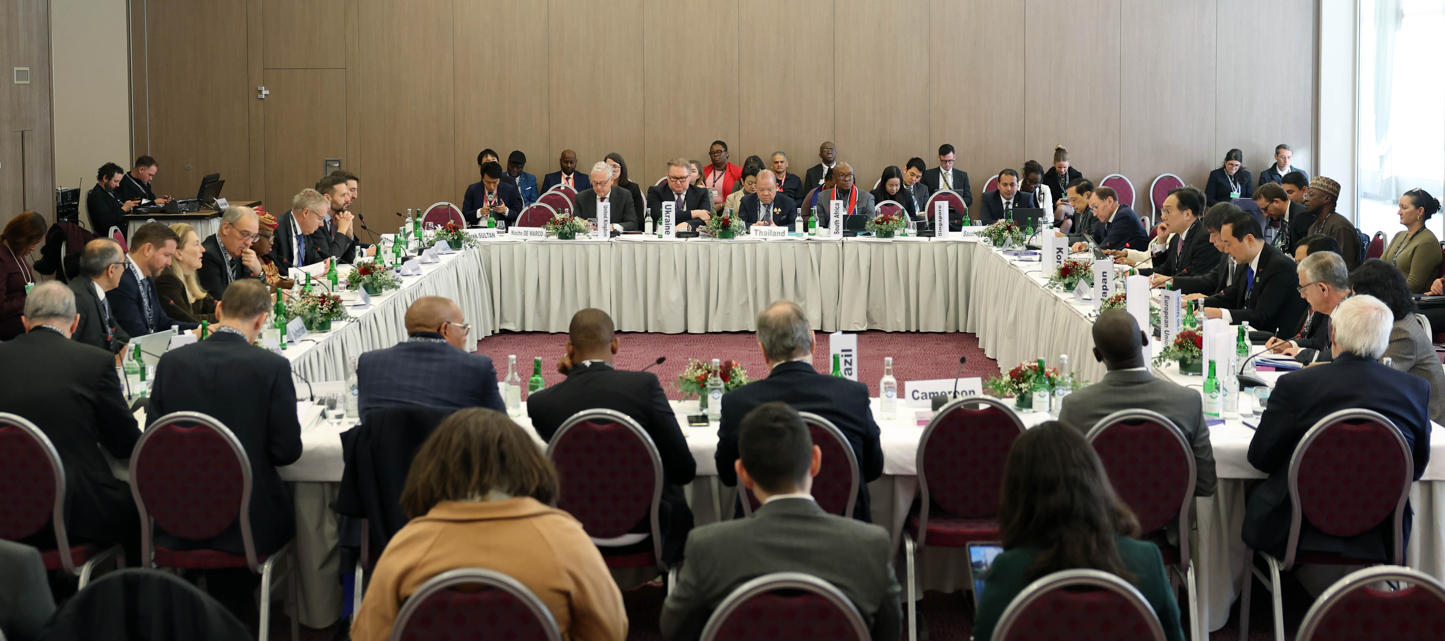 Trade Minister Cheong attends informal WTO trade ministerial meeting at WEF 2025_1