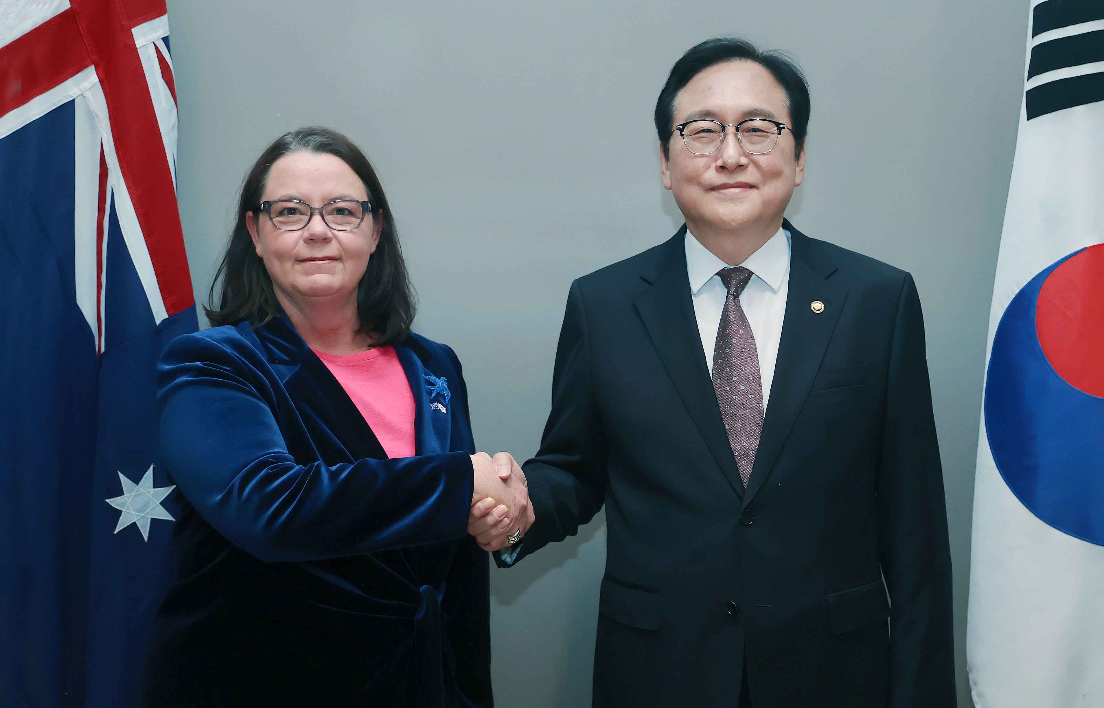 Trade Minister meets Australia’s Minister for Resources_1