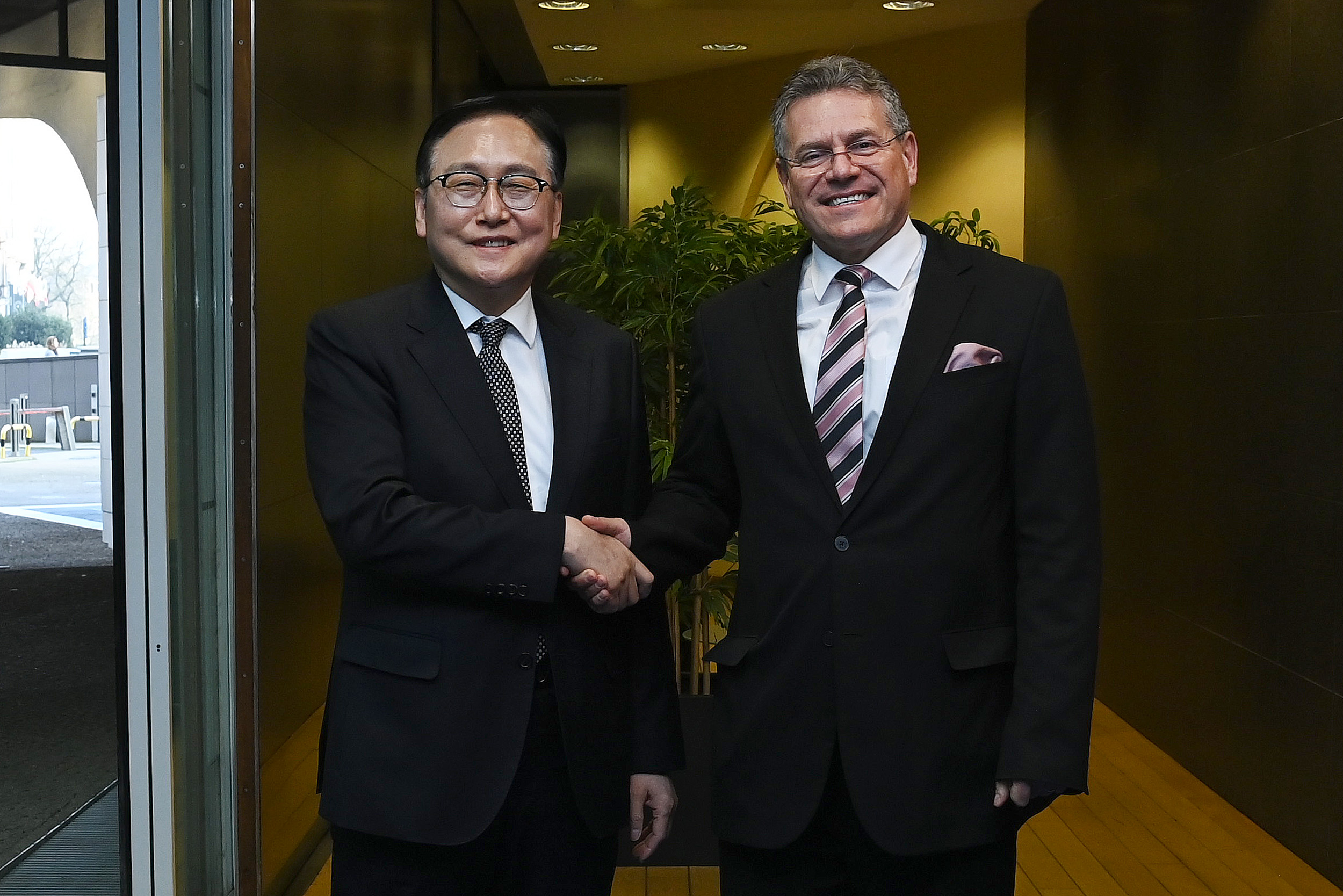 Trade Minister meets European Commissioner for Trade and Economic Security_1