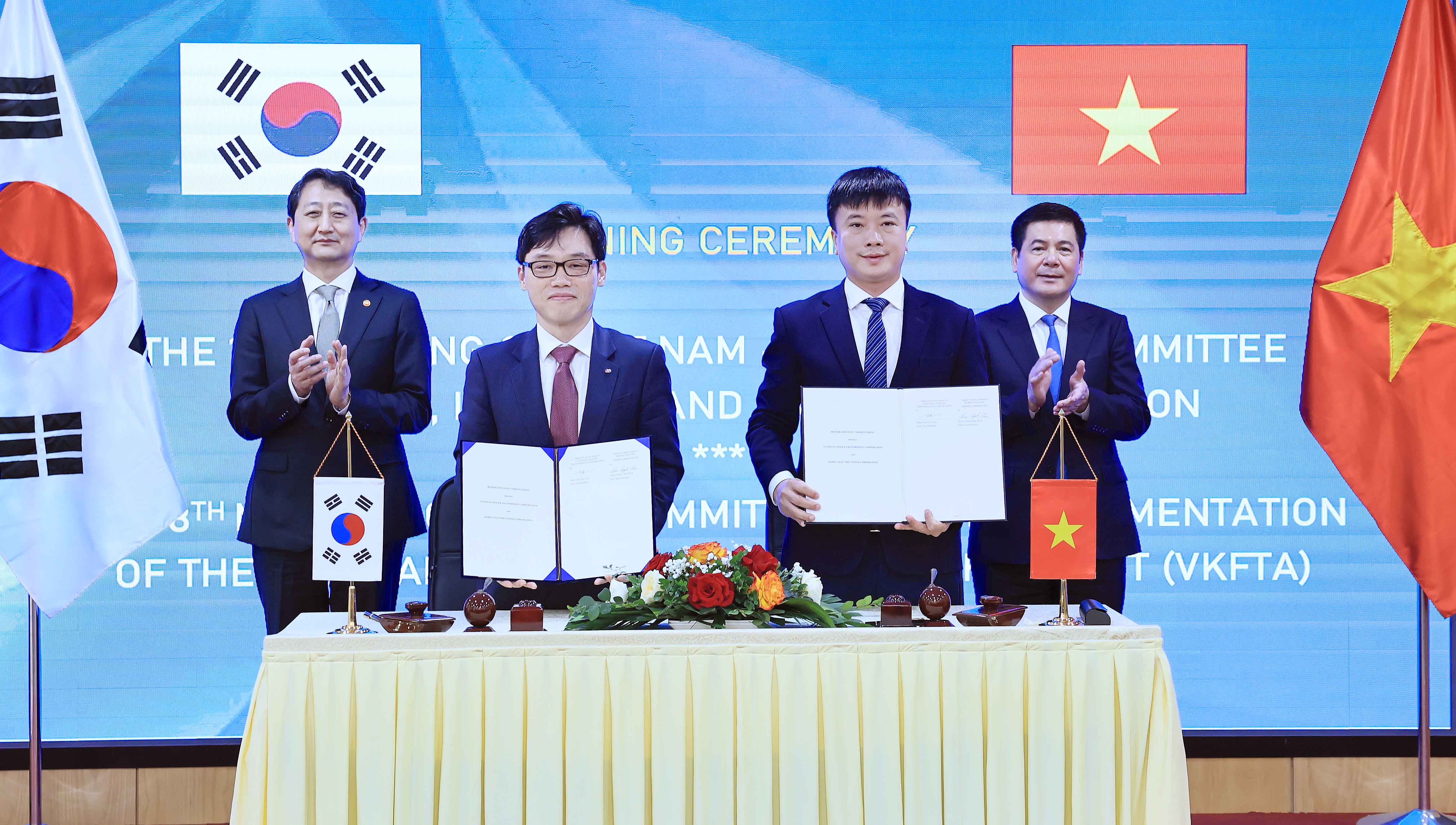 Korea and Vietnam sign MOU for cooperation in power grids and new energy industries_1